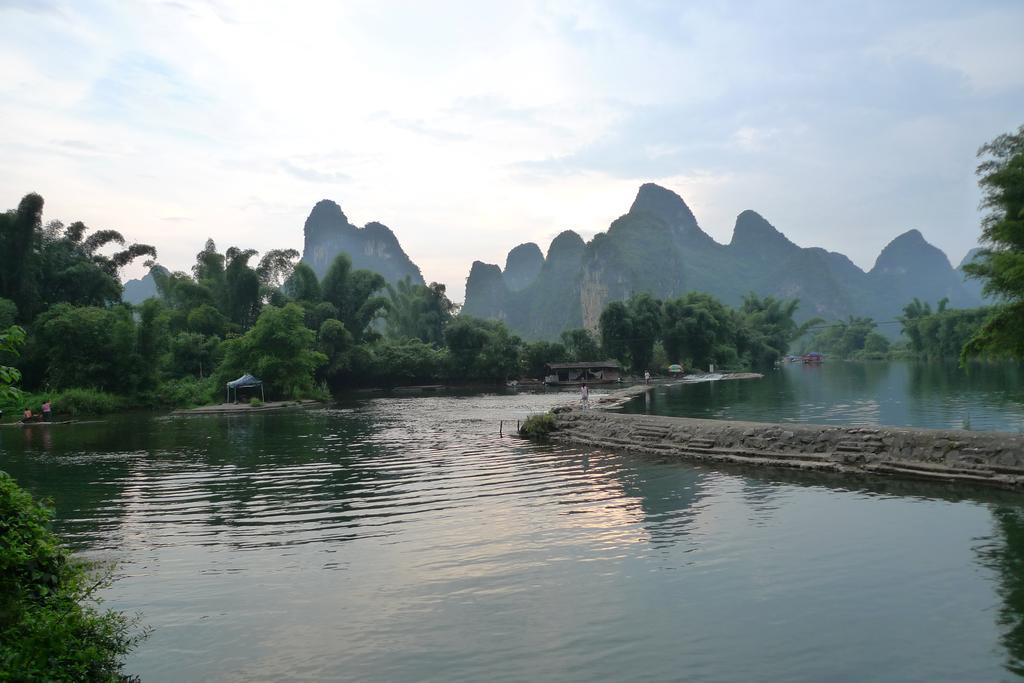 Hotel Dragon River Retreat Yangshuo Exterior foto