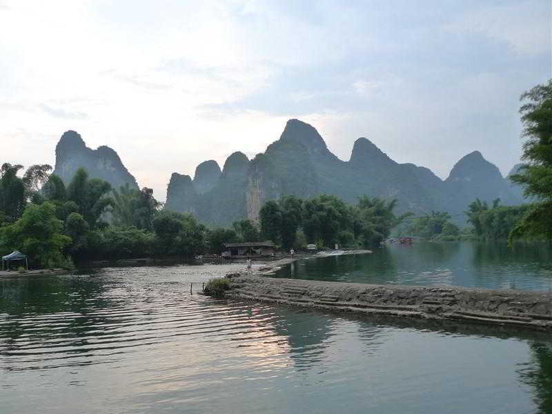 Hotel Dragon River Retreat Yangshuo Exterior foto